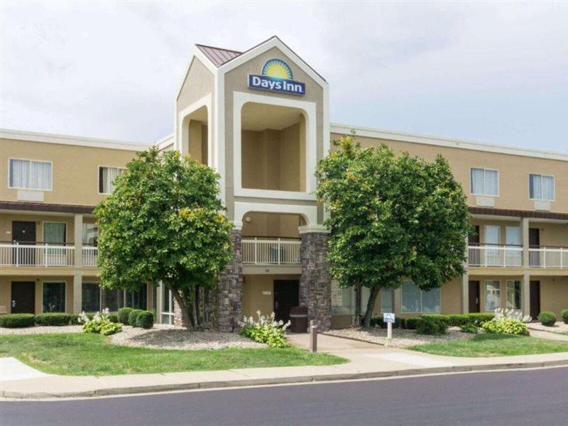 Days Inn By Wyndham Florence Cincinnati Area Екстер'єр фото