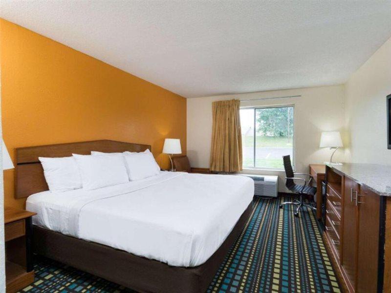 Days Inn By Wyndham Florence Cincinnati Area Екстер'єр фото