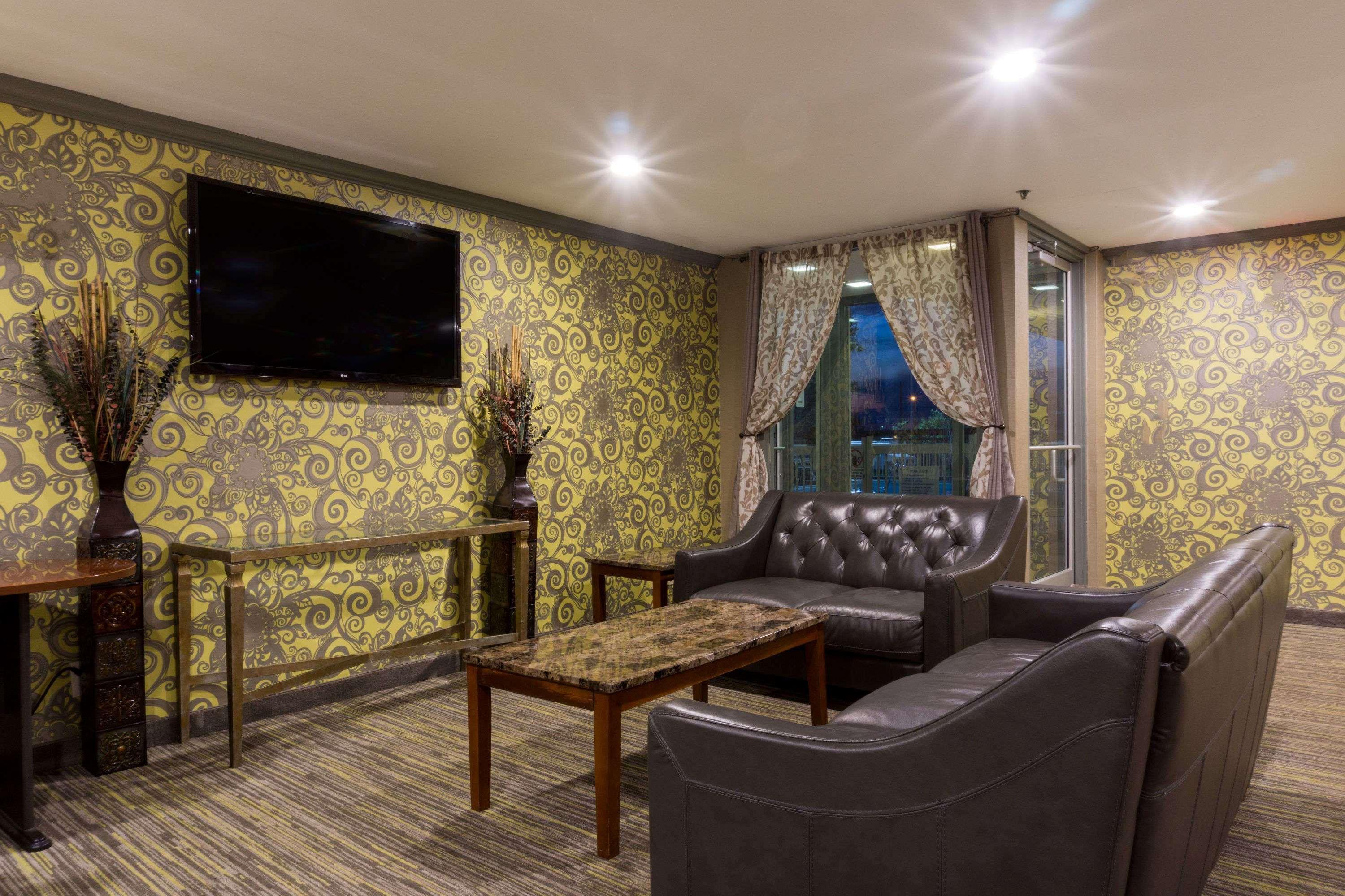 Days Inn By Wyndham Florence Cincinnati Area Екстер'єр фото