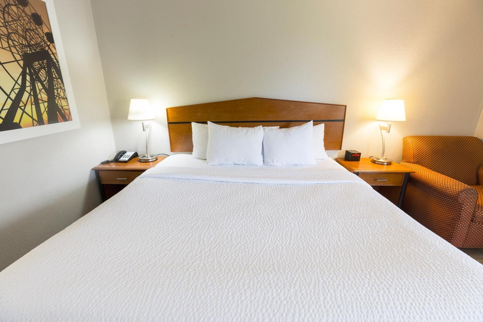 Days Inn By Wyndham Florence Cincinnati Area Екстер'єр фото
