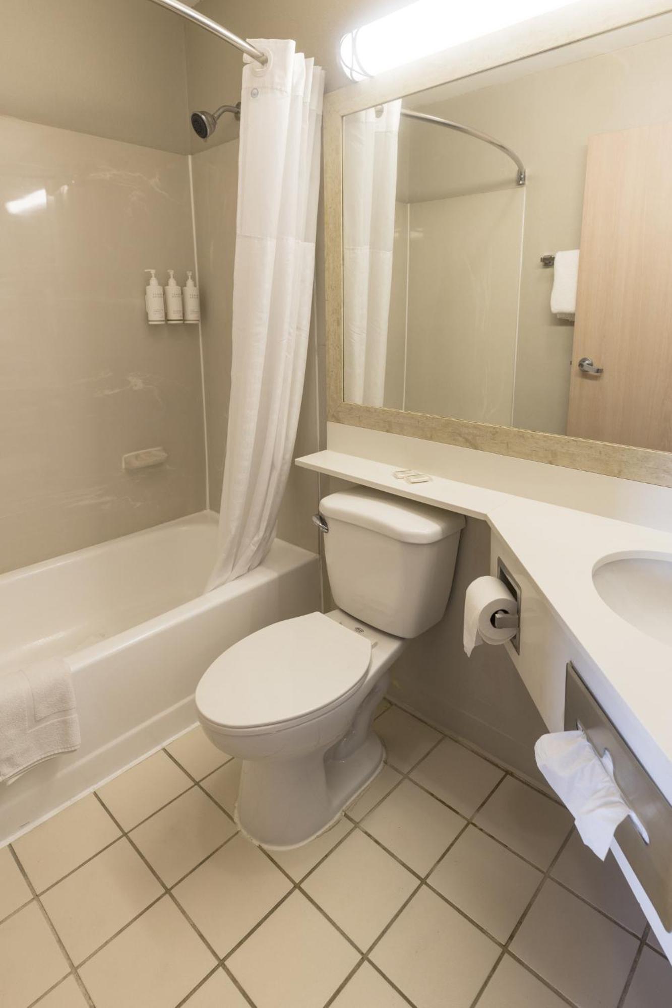 Days Inn By Wyndham Florence Cincinnati Area Екстер'єр фото