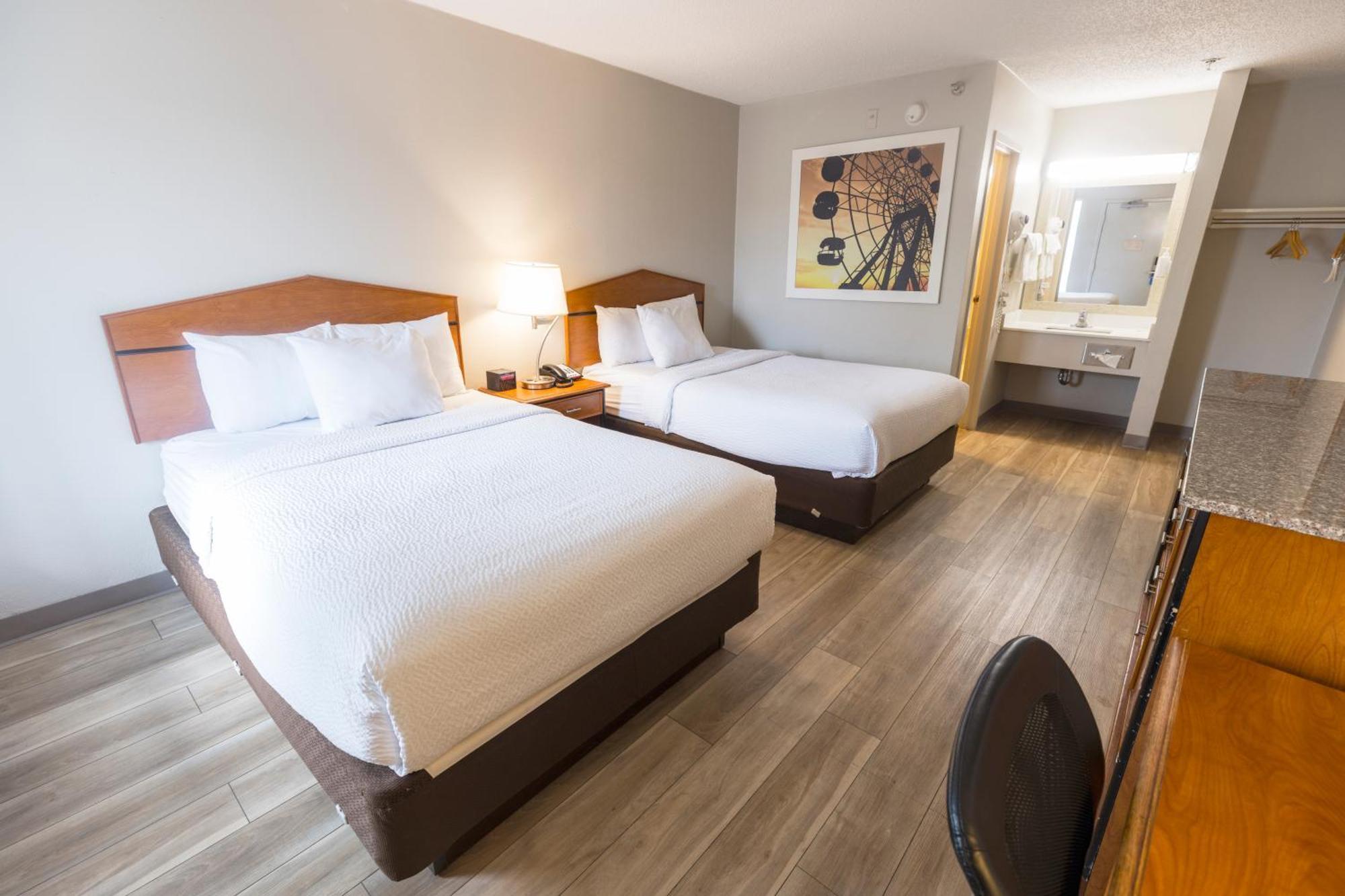 Days Inn By Wyndham Florence Cincinnati Area Екстер'єр фото